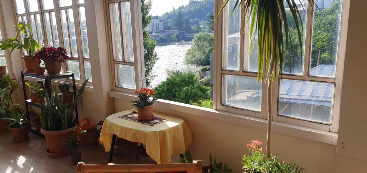 Bookinist Apartment Kutaisi Esterno foto