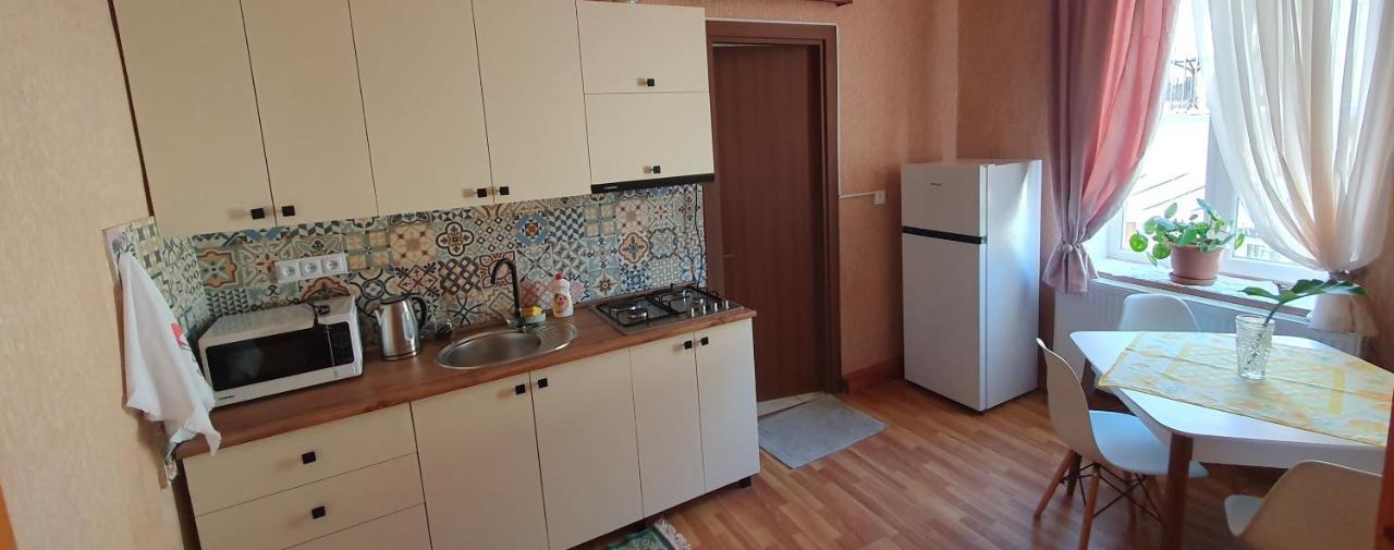 Bookinist Apartment Kutaisi Esterno foto